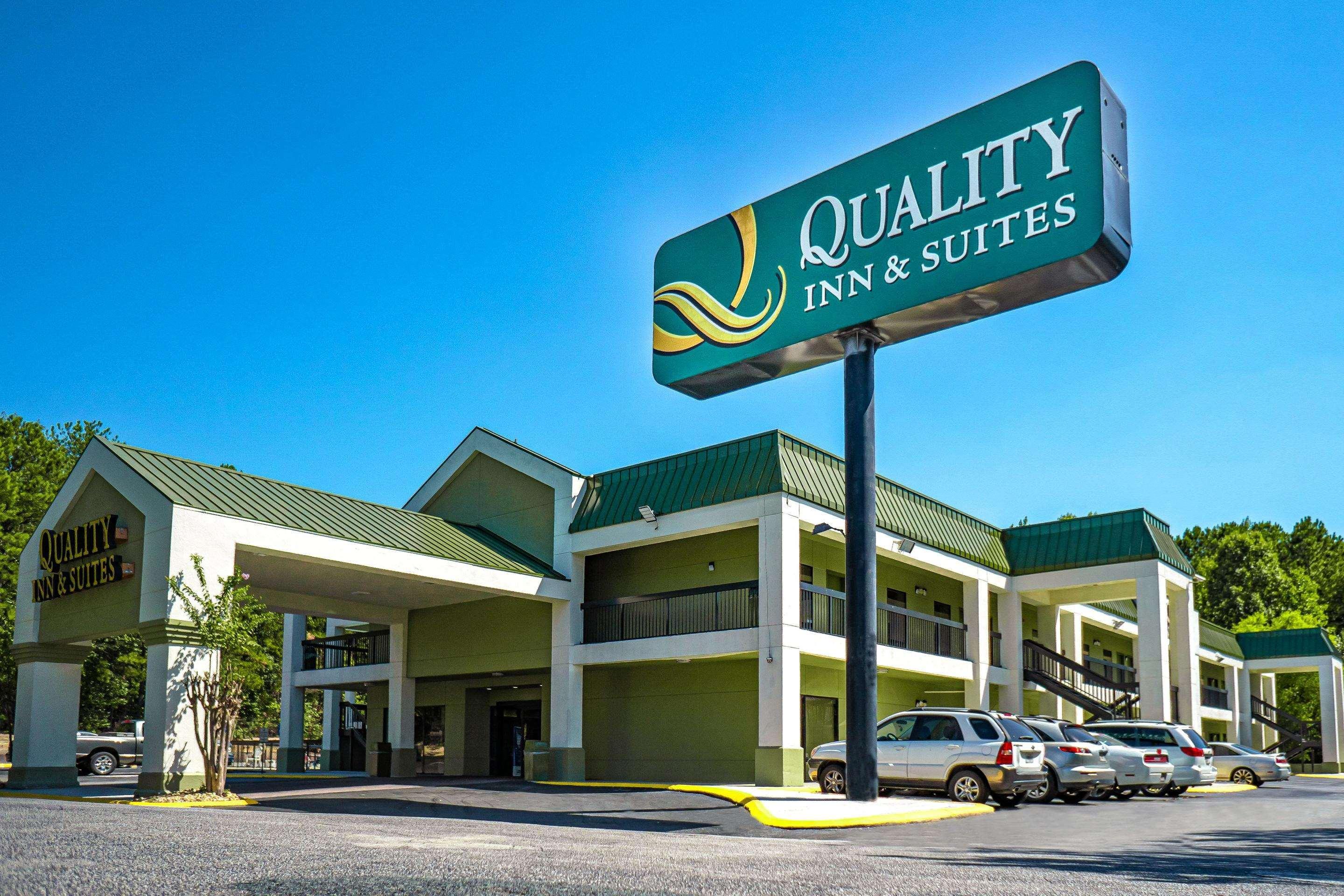 Quality Inn & Suites Near Six Flags - Austell Eksteriør billede