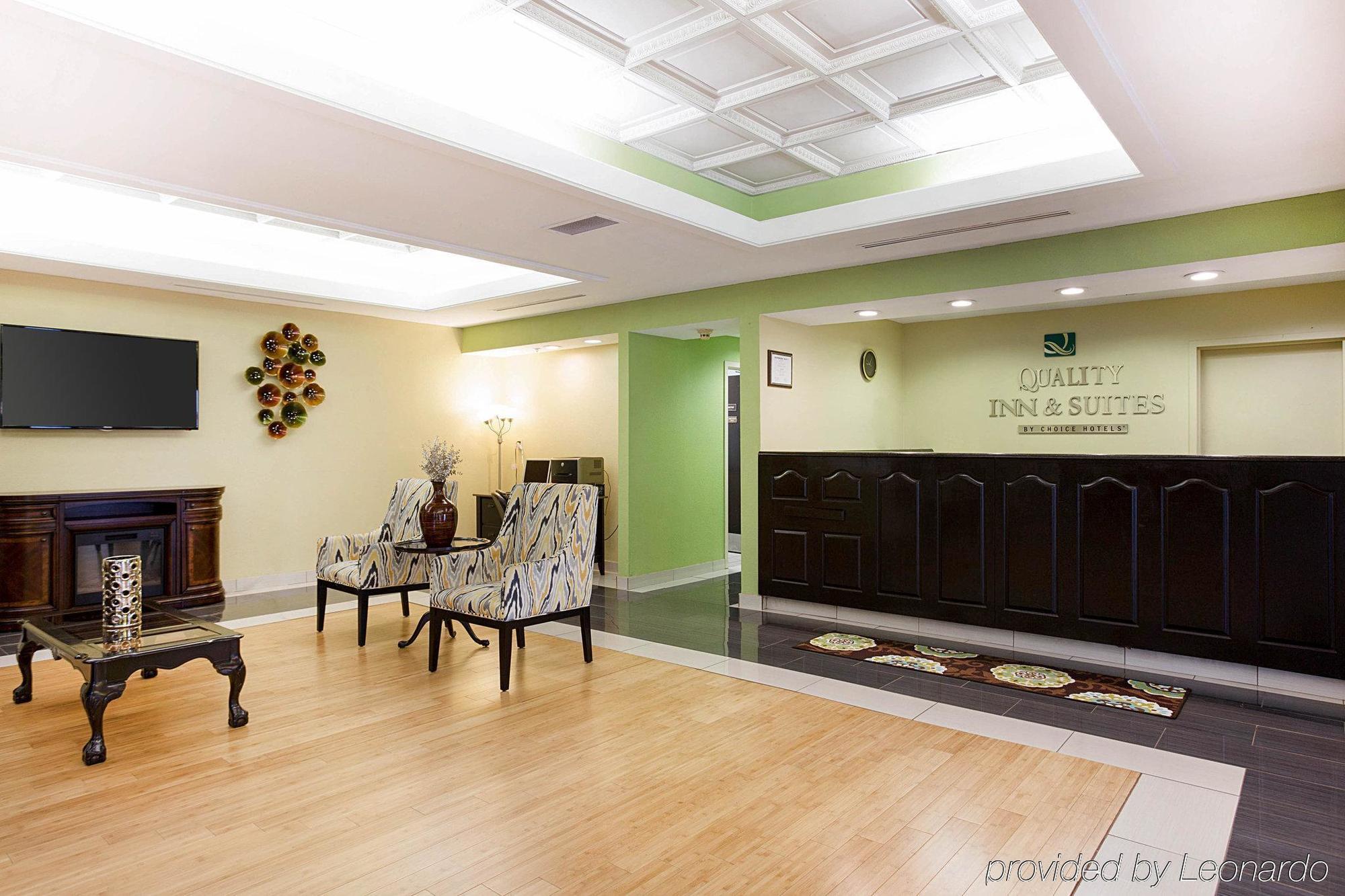 Quality Inn & Suites Near Six Flags - Austell Eksteriør billede